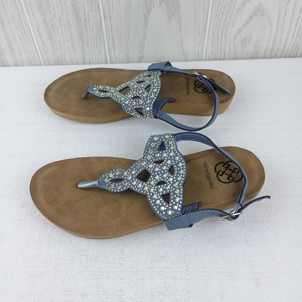 Daisy Fuentes beaded sandals juniper 5.5M blue with rhinestone strapped thong - Picture 3 of 8